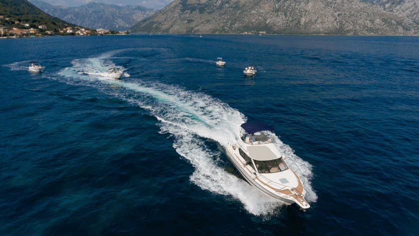 boat cruise montenegro