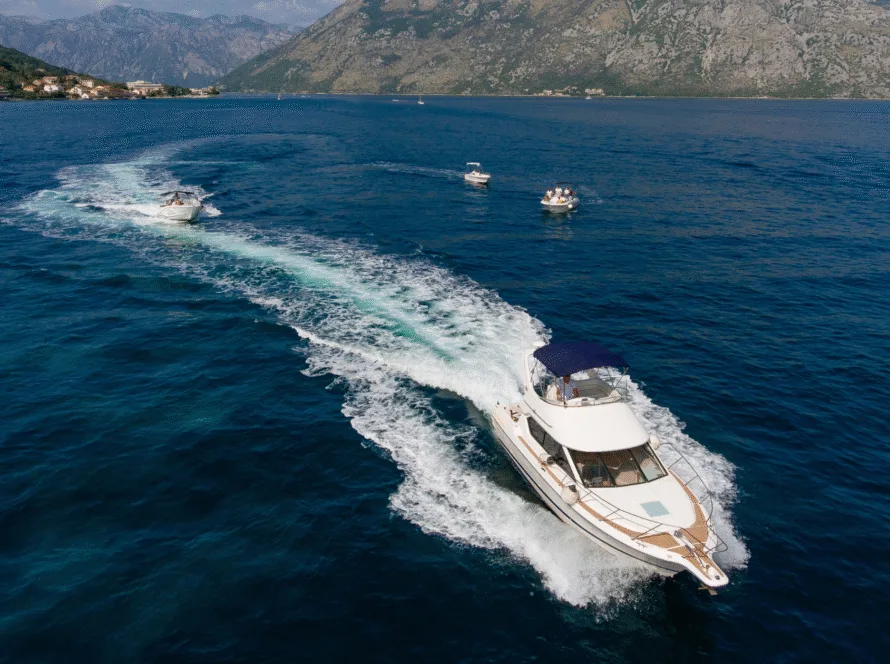 boat cruise montenegro